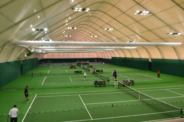 Выбор спортивного покрытия для теннисного центра